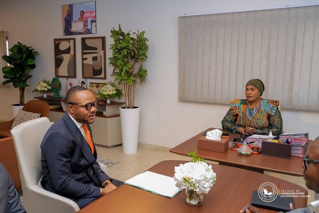 RDC-LUALABA,LE DG DU SAEMAPE PRÉSENTE À LA GOUVERNEURE MASUKA LES ARRÊTÉS MINISTÉRIELS PORTANT CRÉATION DE 33 ZEA